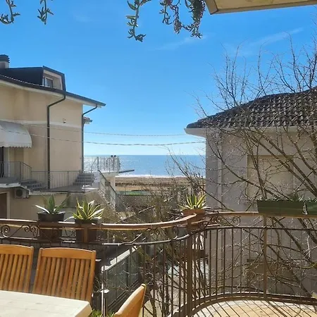 Διαμέρισμα 2 Bedrooms With Sea View Terrace In *