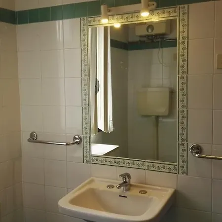 Daire 2 Bedrooms With Sea View Terrace In *